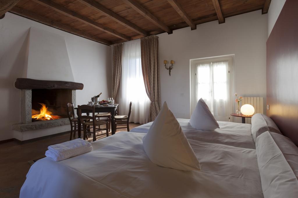 Agriturismo Cascina Marzana Pavia Exterior foto