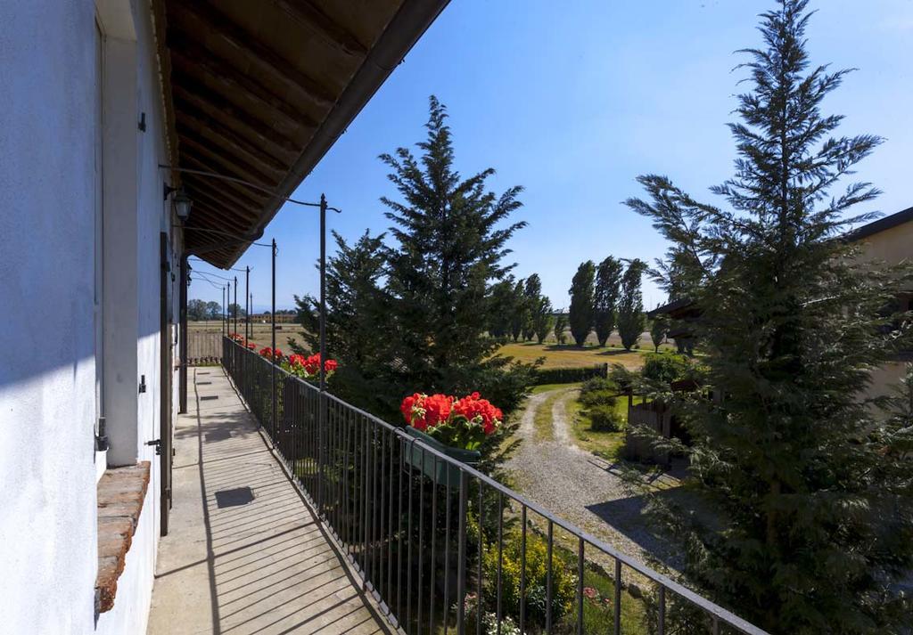 Agriturismo Cascina Marzana Pavia Exterior foto